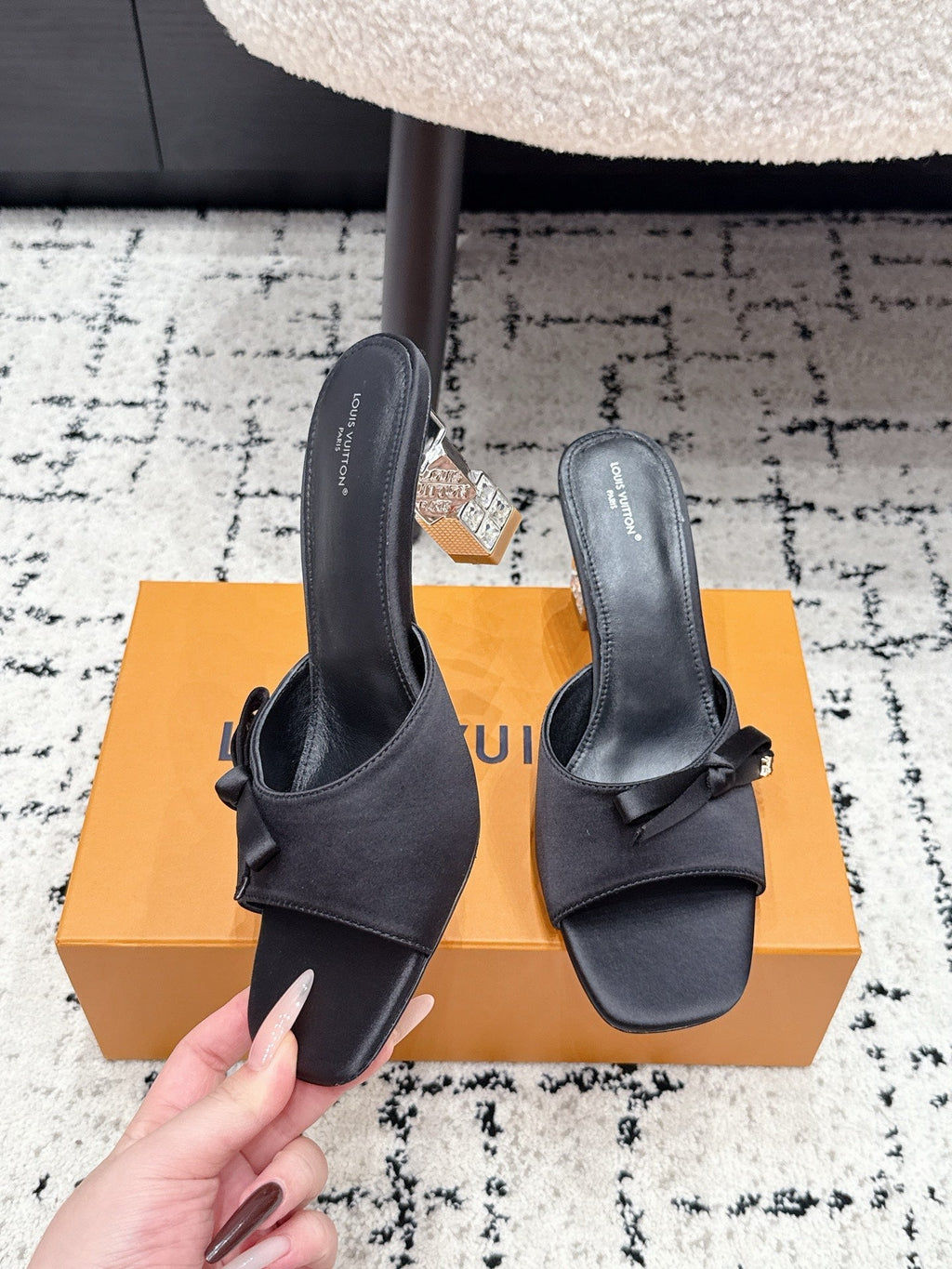 LV Cube Mules 7cm Black Silk Fabric Sheepskin 880431