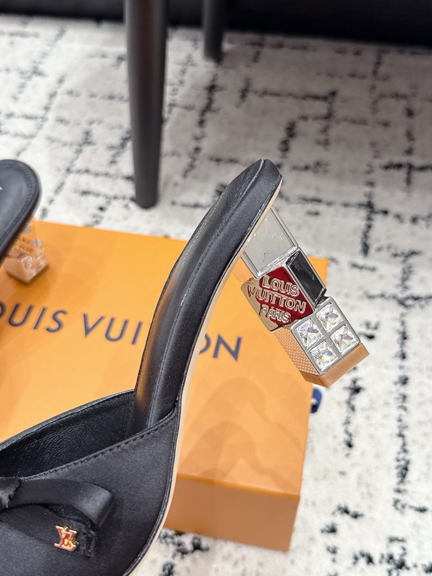 LV Cube Mules 7cm Black Silk Fabric Sheepskin 880431