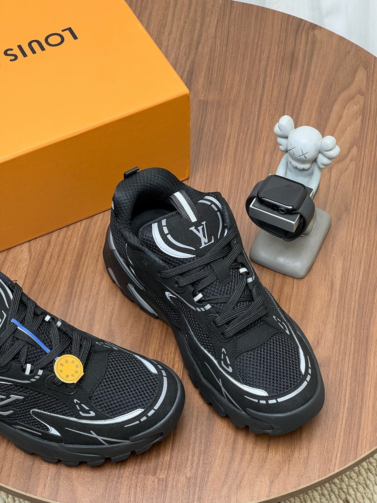 LV Tatic Runner Sneaker Black Mesh Fabric 846545