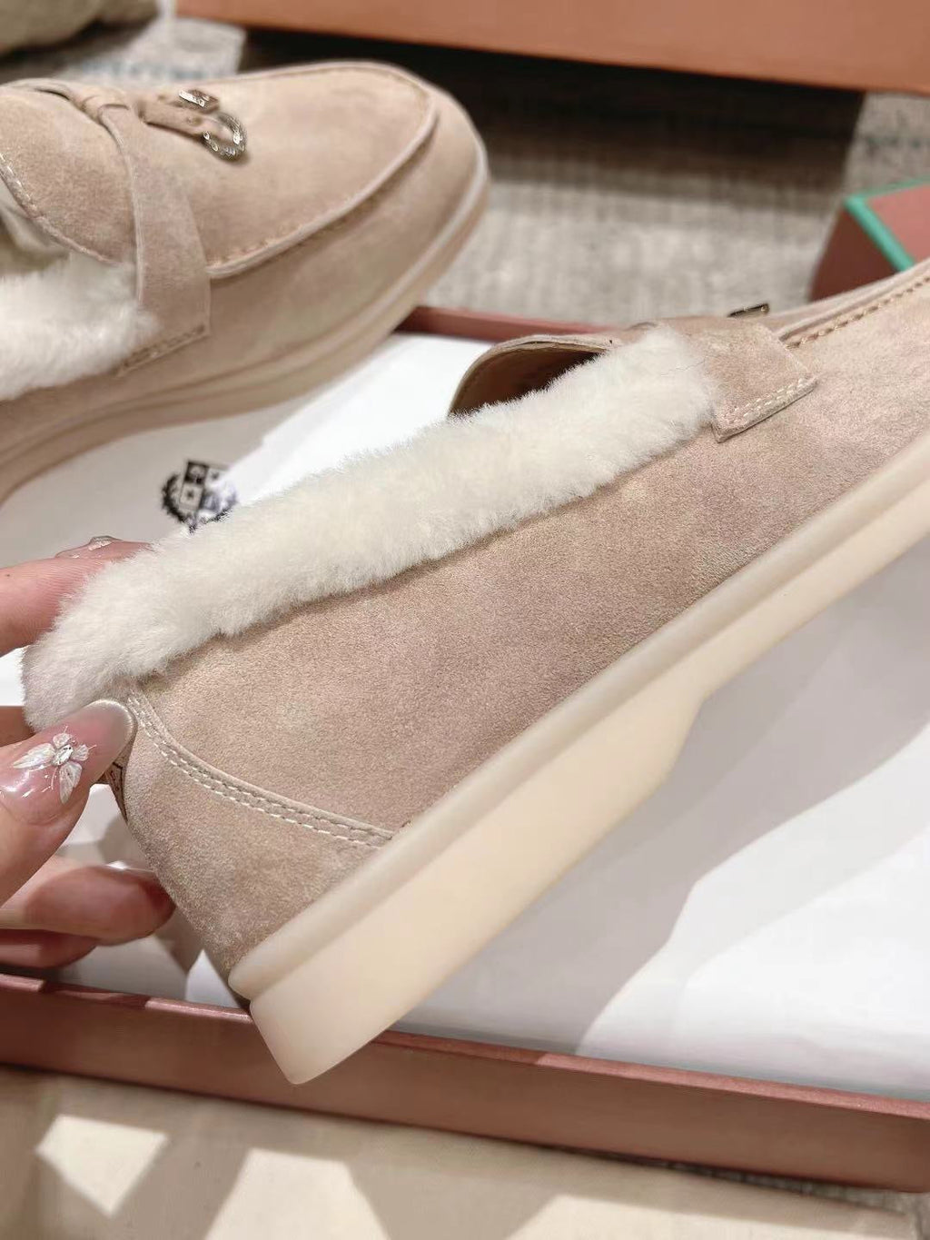 LP Summer Charms Walk Loafers Light Brown Beige Mix White Suede With Rabbit Fur Lining 206250