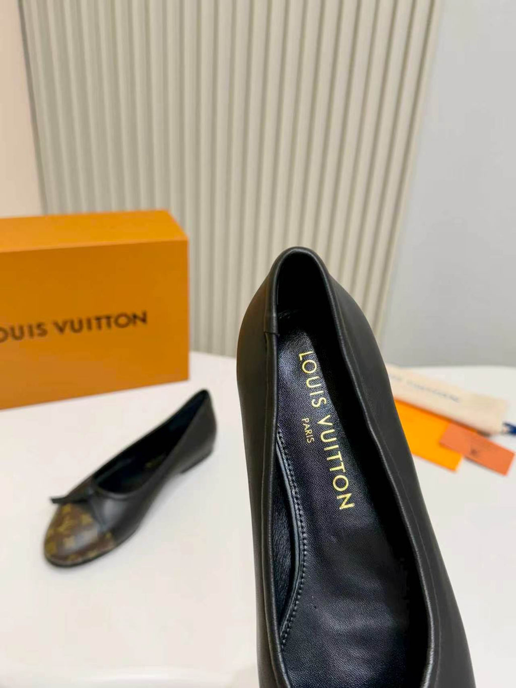 LV Darling Ballerina Black Cowhide 847109