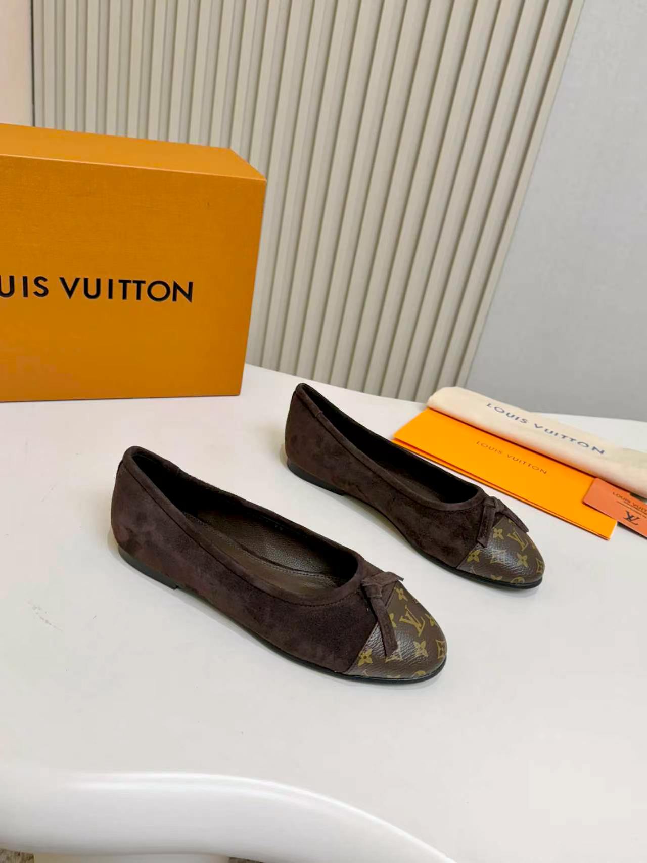 LV Darling Ballerina Dark Coffee Suede 847112