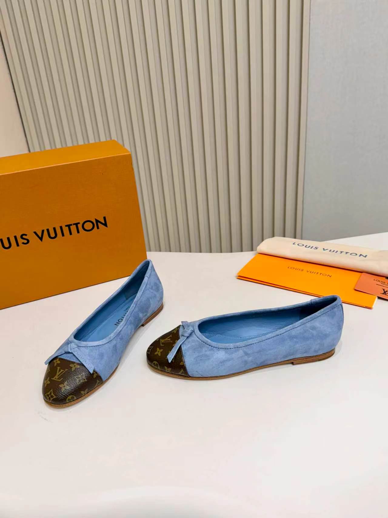 LV Darling Ballerina Light Blue Suede 847113