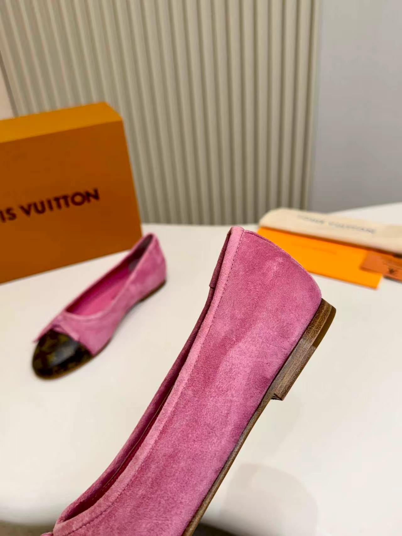 LV Darling Ballerina Pink Suede 847114