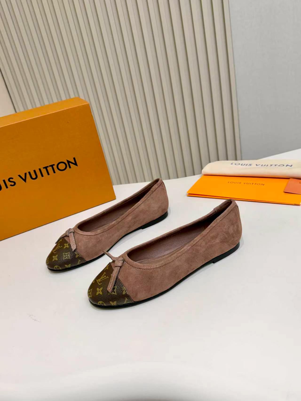 LV Darling Ballerina Coffee Suede 847115