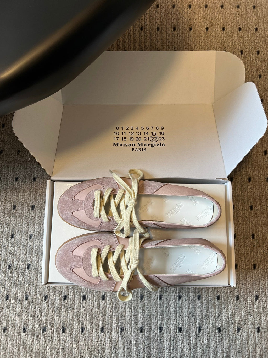 Maison Margiela Replica Sneakers Light Pink Suede 803724