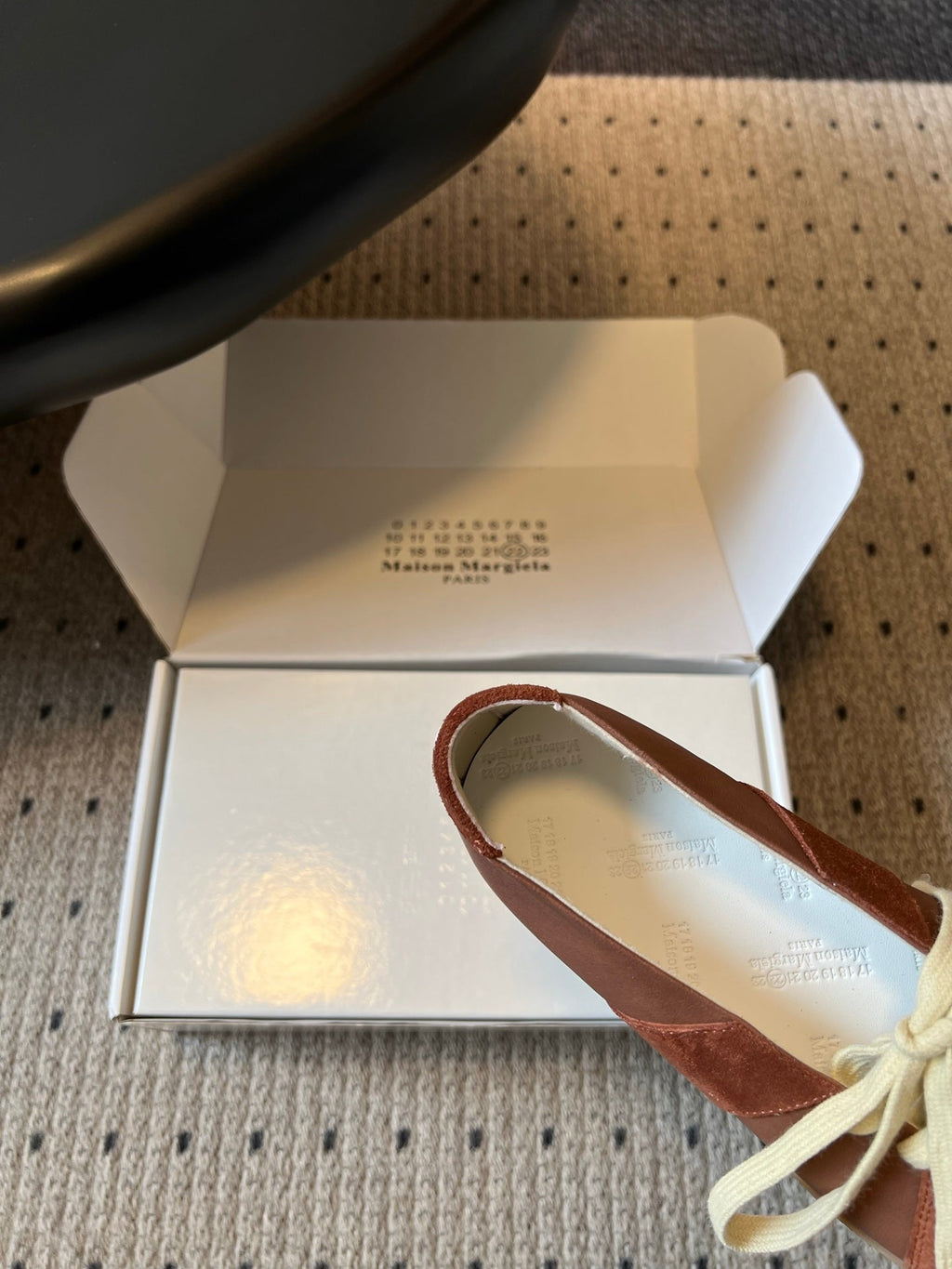Maison Margiela Replica Sneakers Brown Suede 803727
