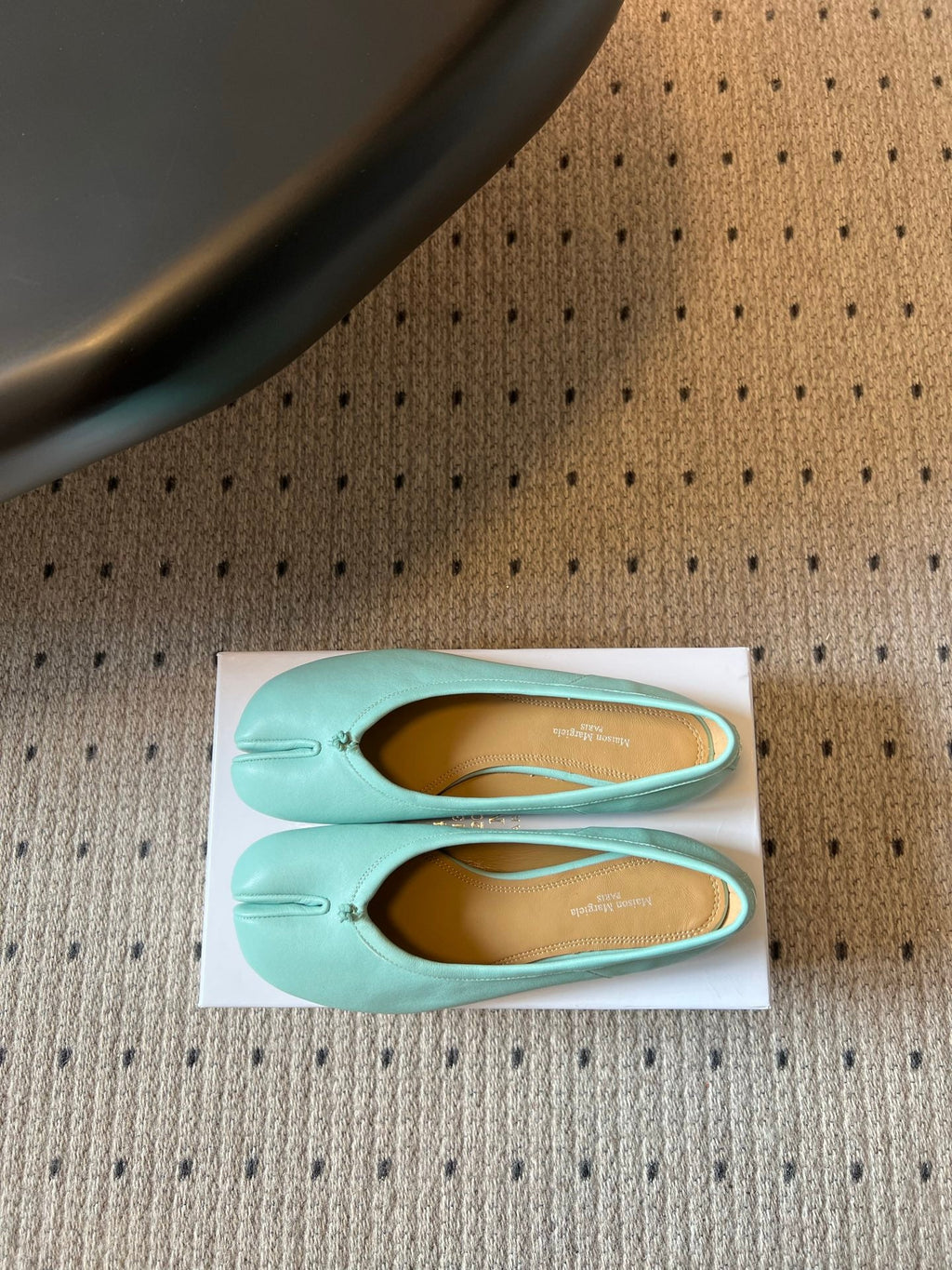 Maison Margiela Tabi Shoes Flat Blue Patent Leather 828083