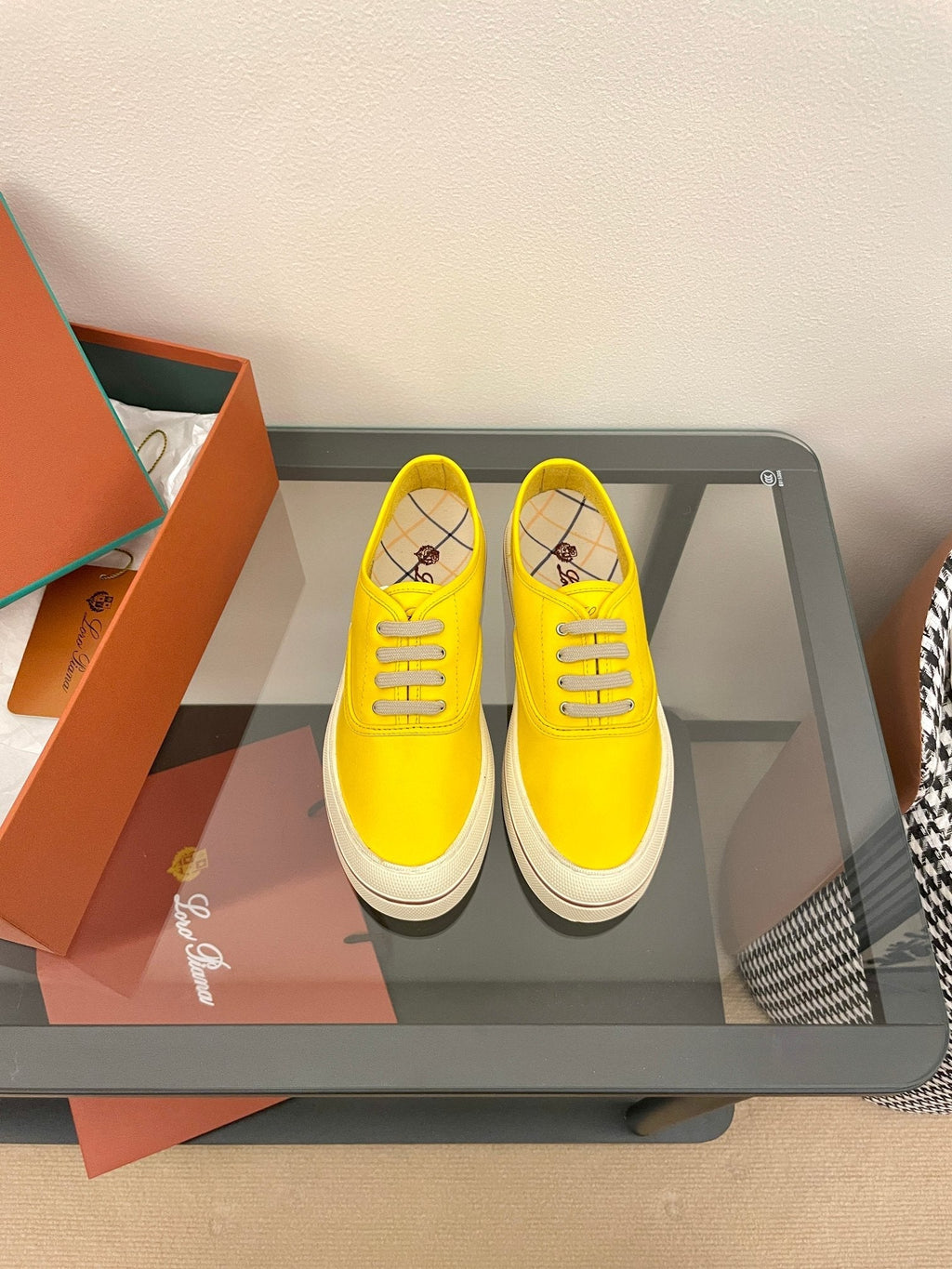 LP Nantucket Walk Sneaker Yellow Leather 723194