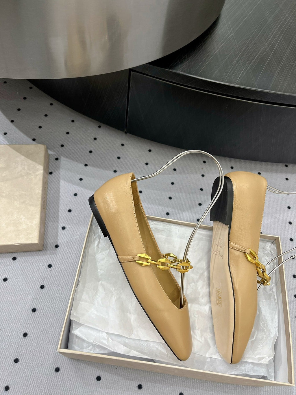 Jimmy Diamond Tilda Flat 10mm In Dark Beige Nappa Leather Flats With Chain 591611