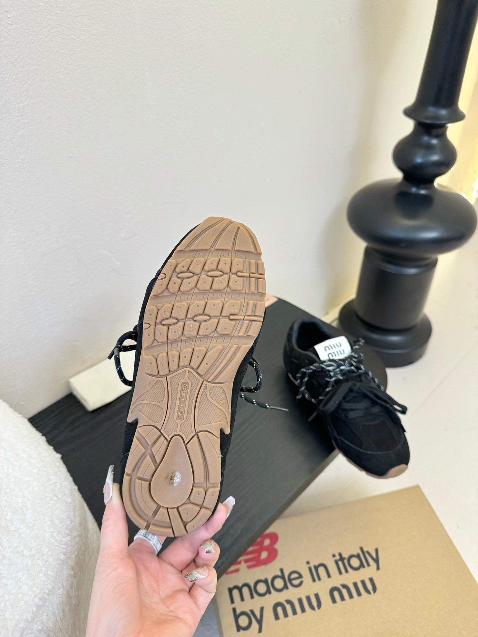 Miu x NB Sneaker Black Suede 235809