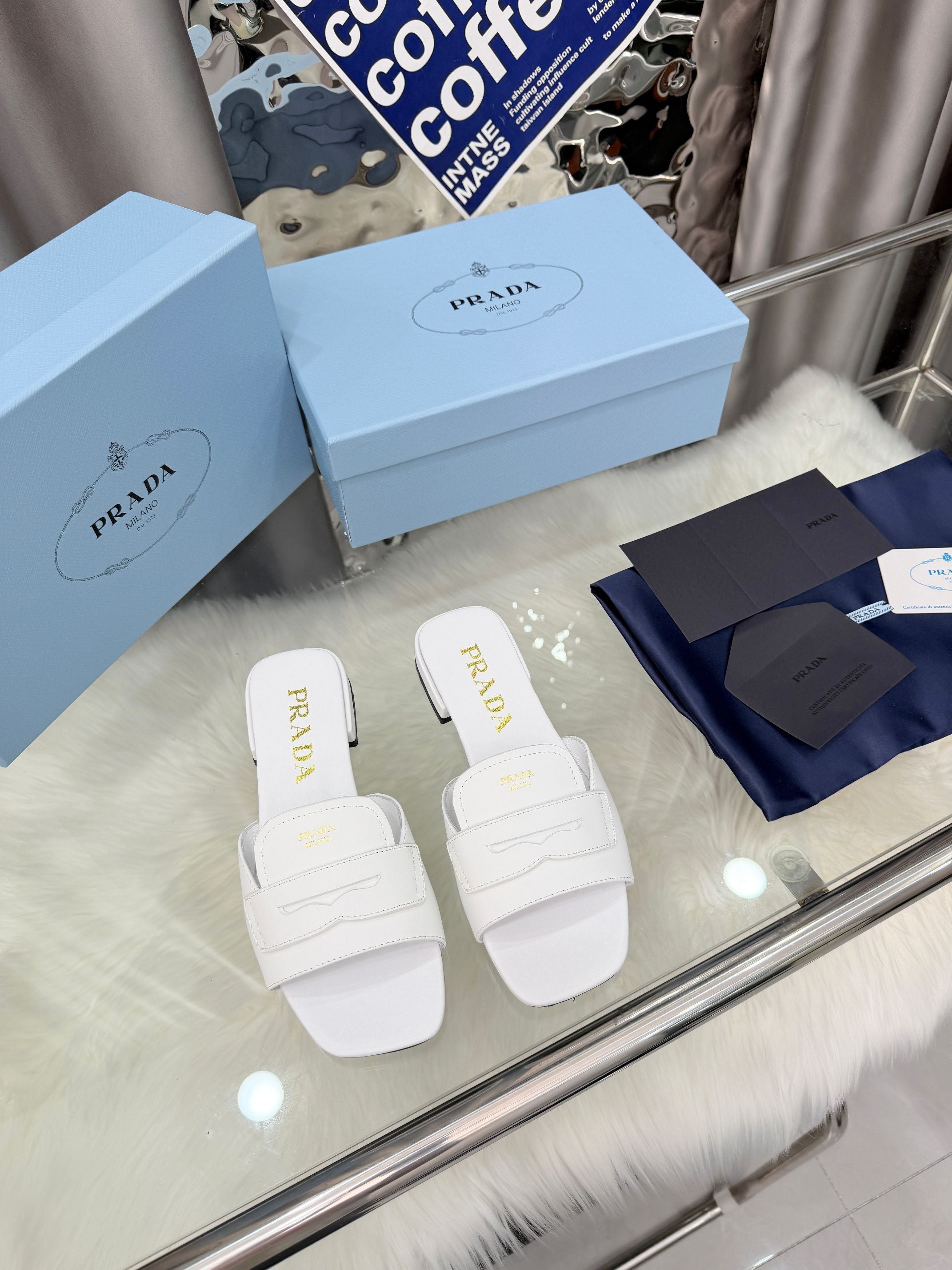 Prada 26SS Sandals 10mm White Leather 564169
