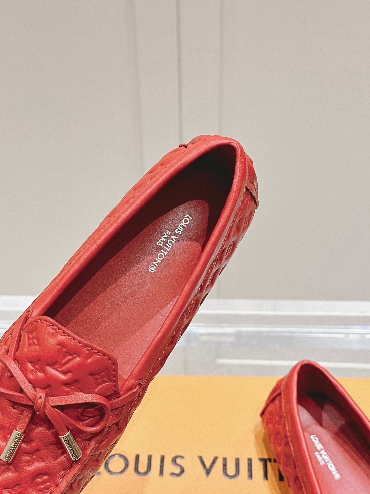 LV Gloria Loafer Red Embossed Calfskin 480741