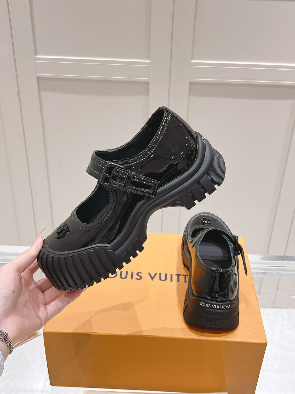 LV Ruby Flat Mary Jane Loafer Black Patent Leather 480769