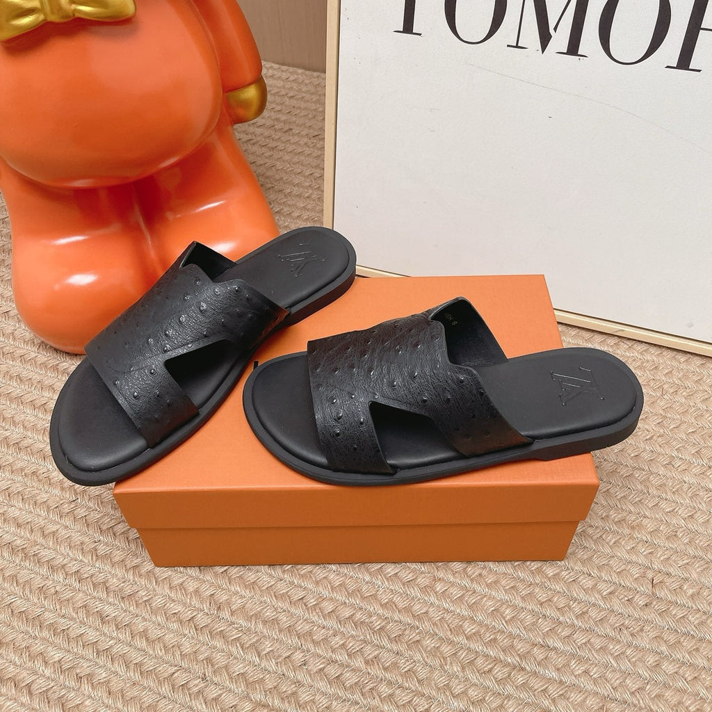 LV Oasis Mule Black Ostrich 854217