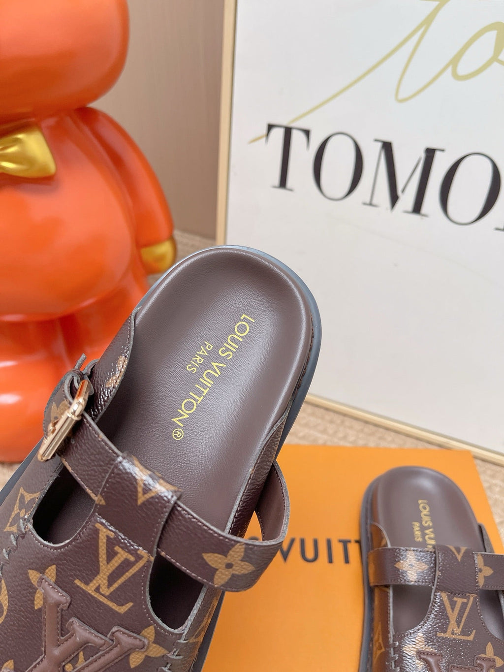 LV Colorado Closed Mule Brown Monogram Leather 854269