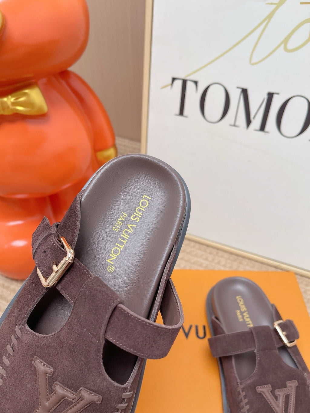 LV Colorado Closed Mule Brown Suede 854268