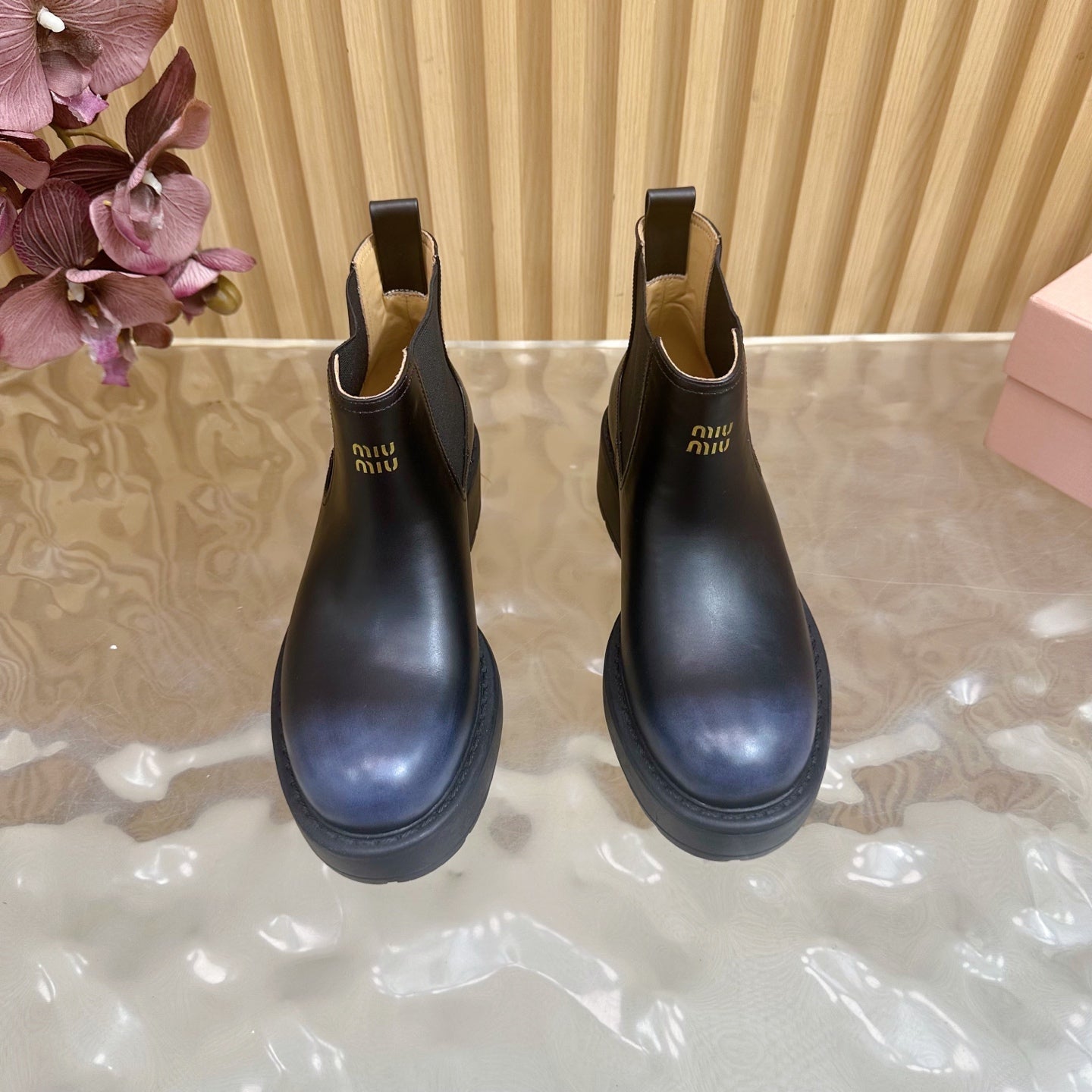 Miu Platform Chelsea Boots Black Leather 498177