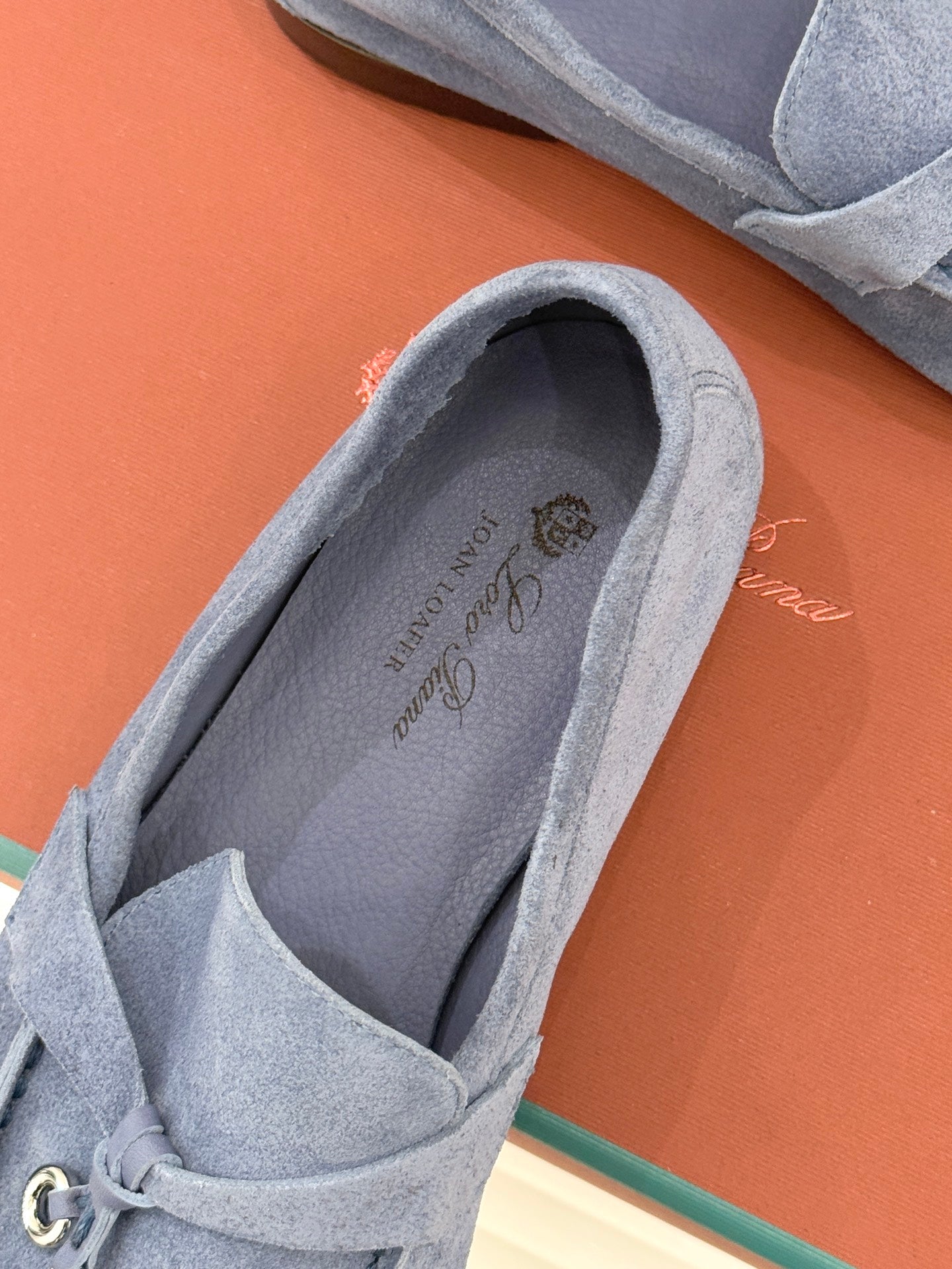 LP 26ss Summer Charms Walk Loafer Blue Gold Suede 632565