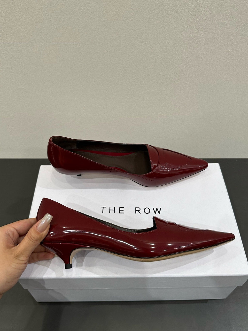 The Row Viv Kitten Pumps 35mm Dar Red  Leather 337488