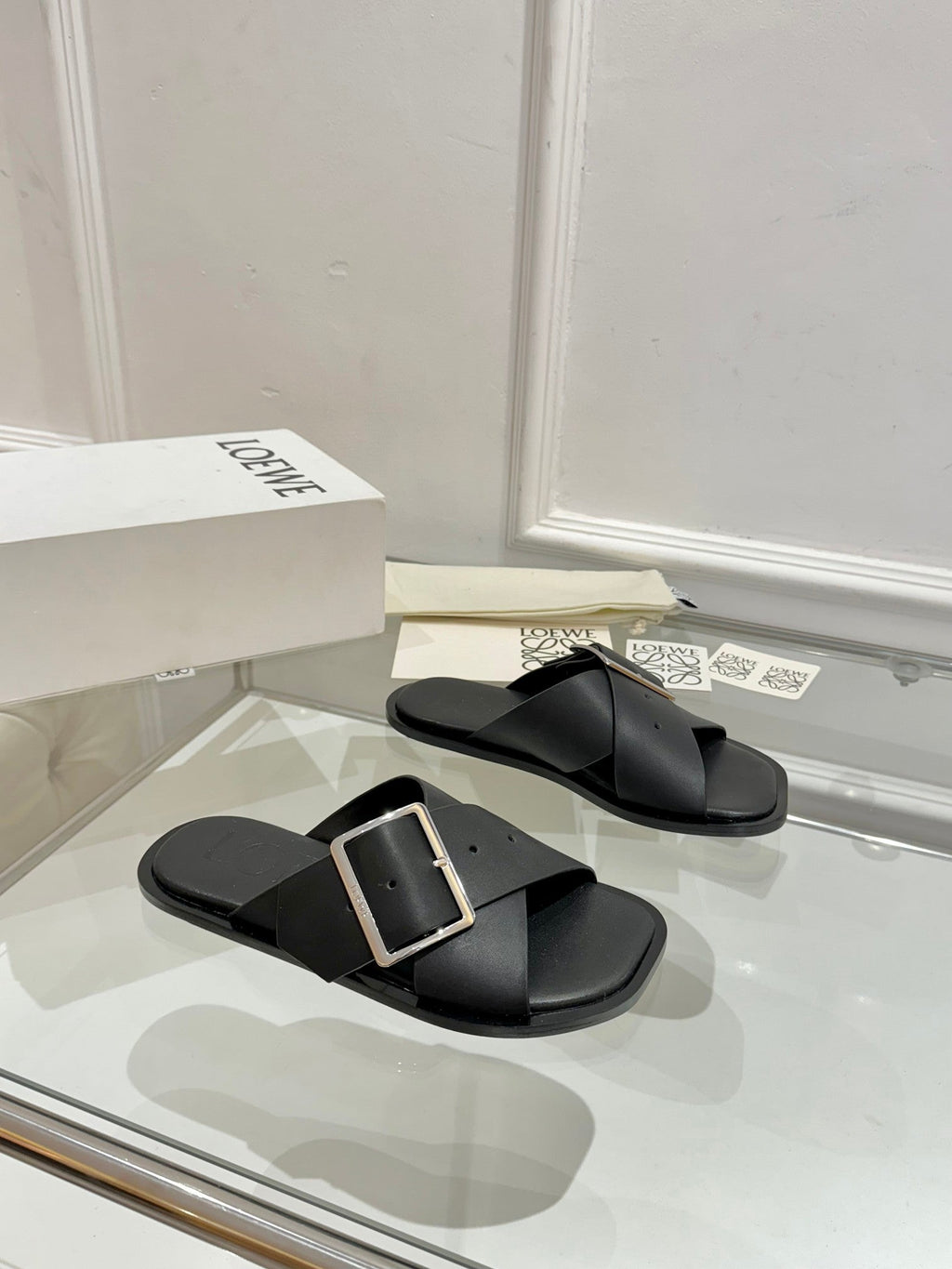 Loewe Petal Buckle Slide Black Leather 881316