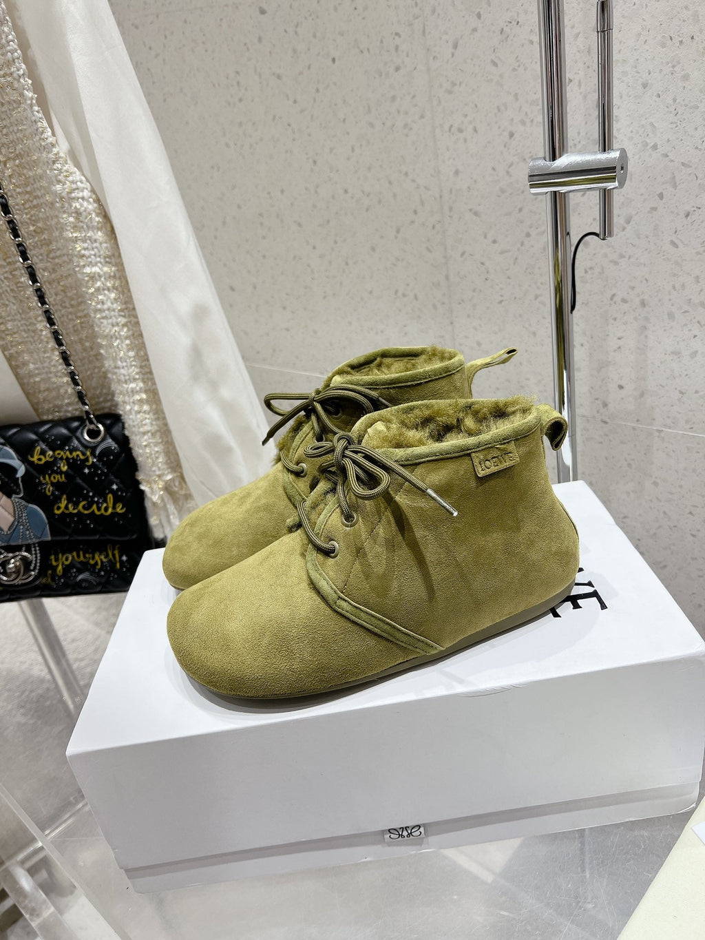 Loewe One-Piece Snow Boots Light Green Suede 435629