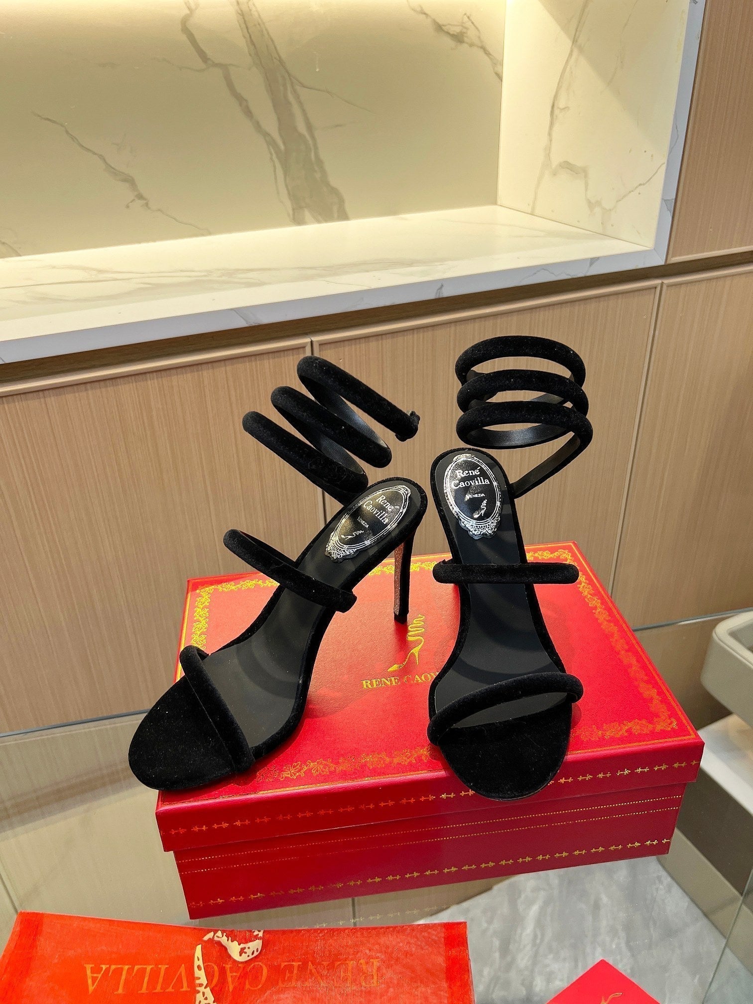 RC Sandals Black Original Velvet Sheepskin 341992