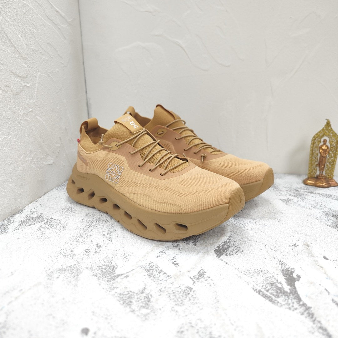 CLOUDTILT SNEAKER IN TORTILLA BROWN RECYCLED POLYESTER
