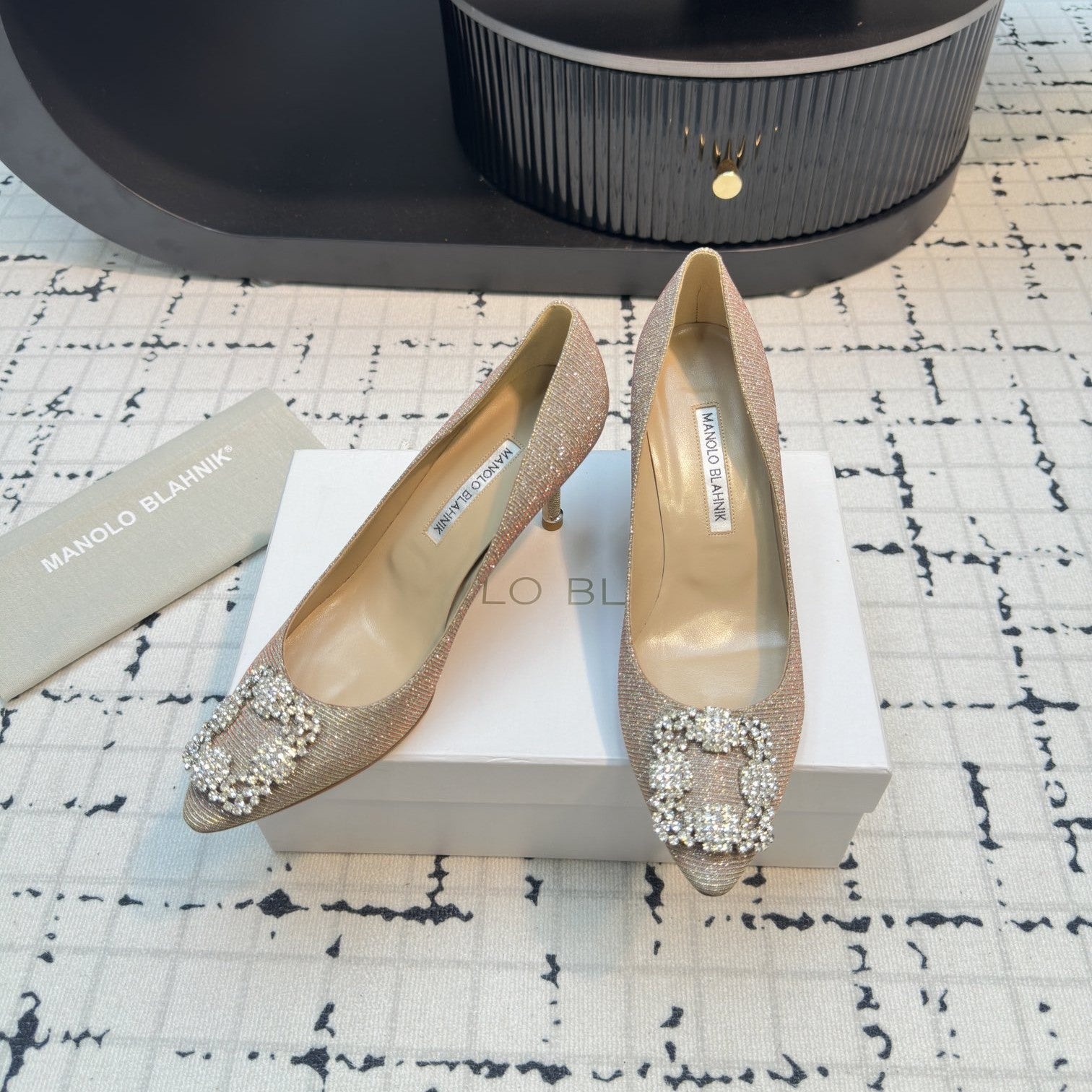 Hangisi 70 Beige Glitter Fabric Leather Jewel Buckle Pumps 912611