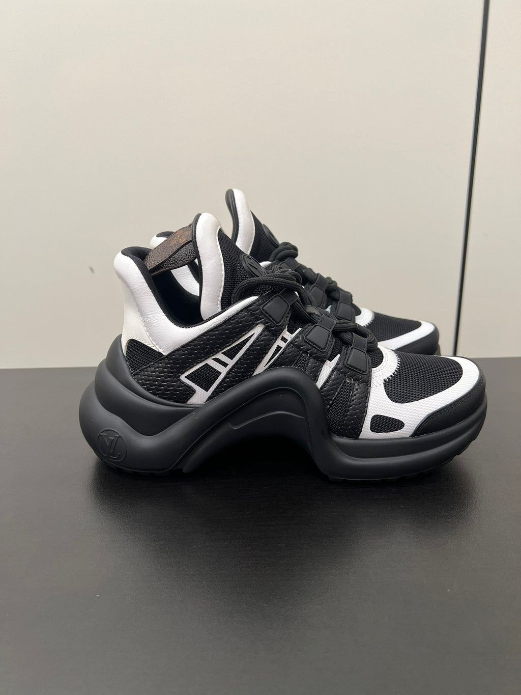 LV Archlight Sneaker 50mm Black Mix White Fabric