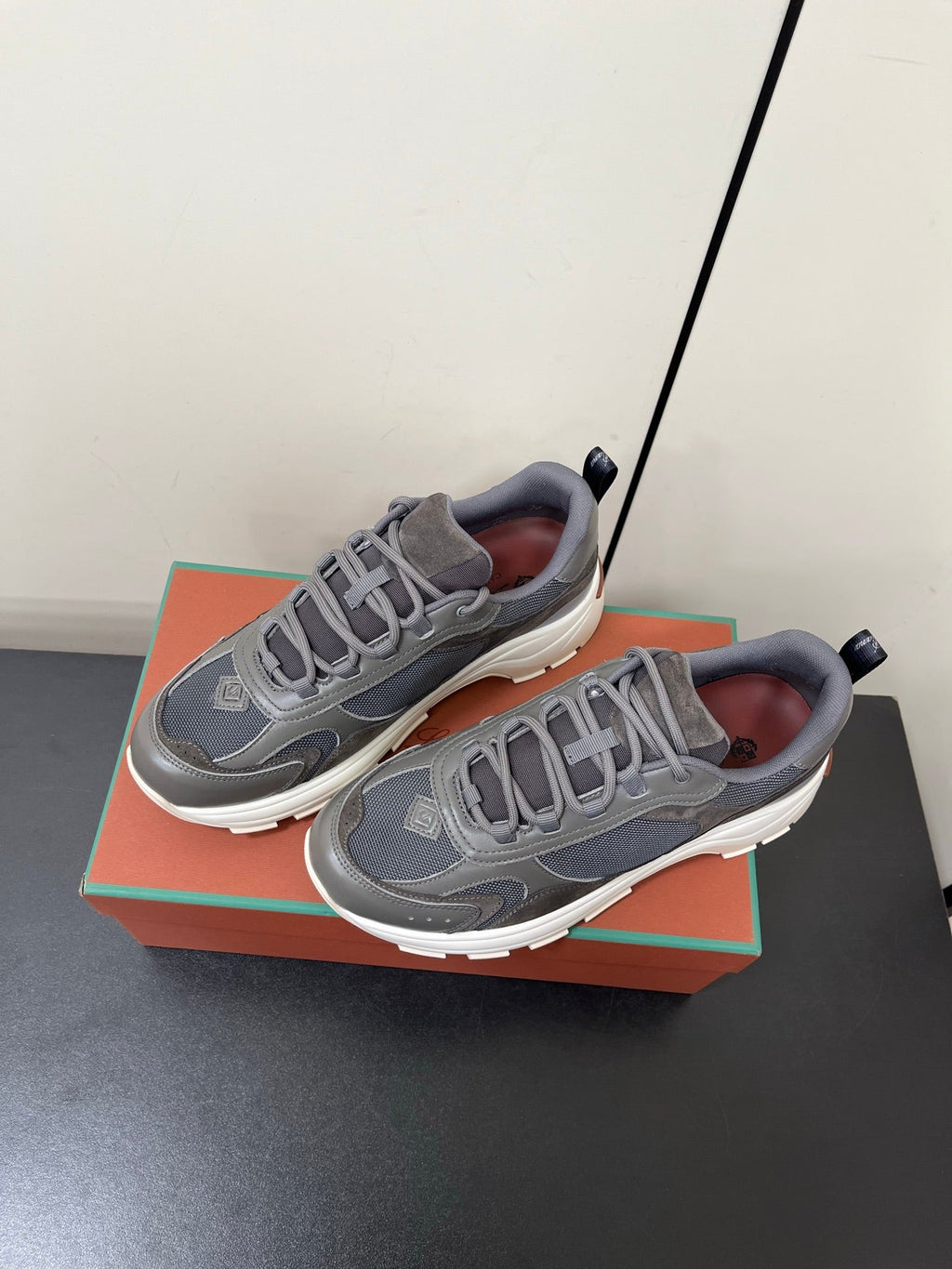 LP Cairn Walk Sneaker Spanish Gray Calfskin and Fabric 210922