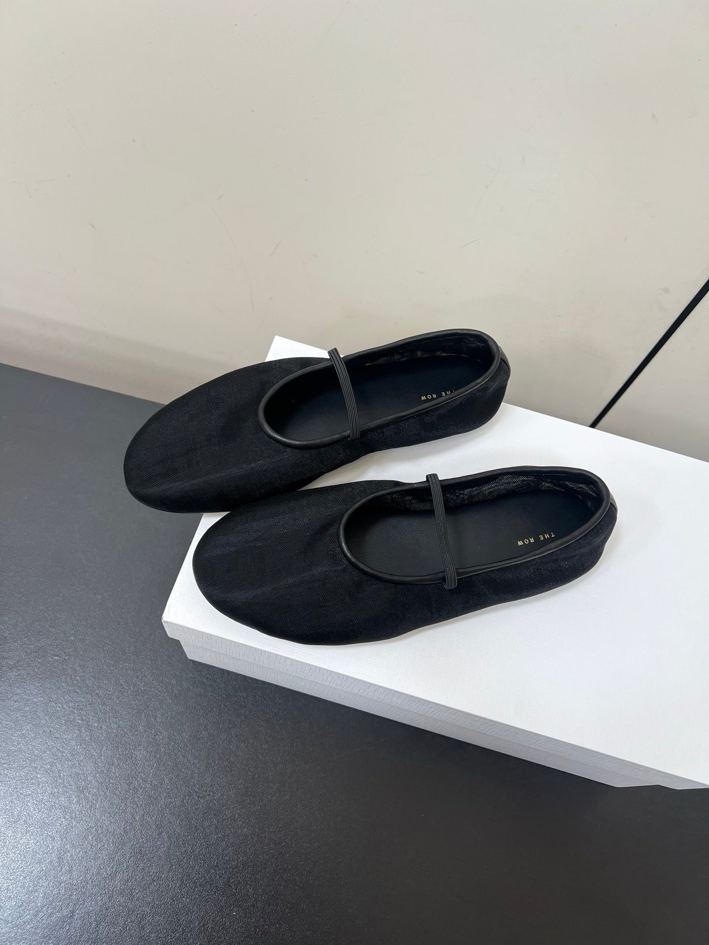 The Row Elastic Ballet Flats Black Lambskin 339990