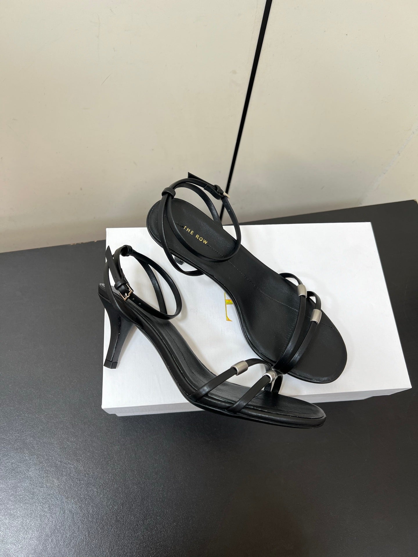 The Row 25 Open-toe One-strap Sandals 6.5cm Black Cowhide 340020