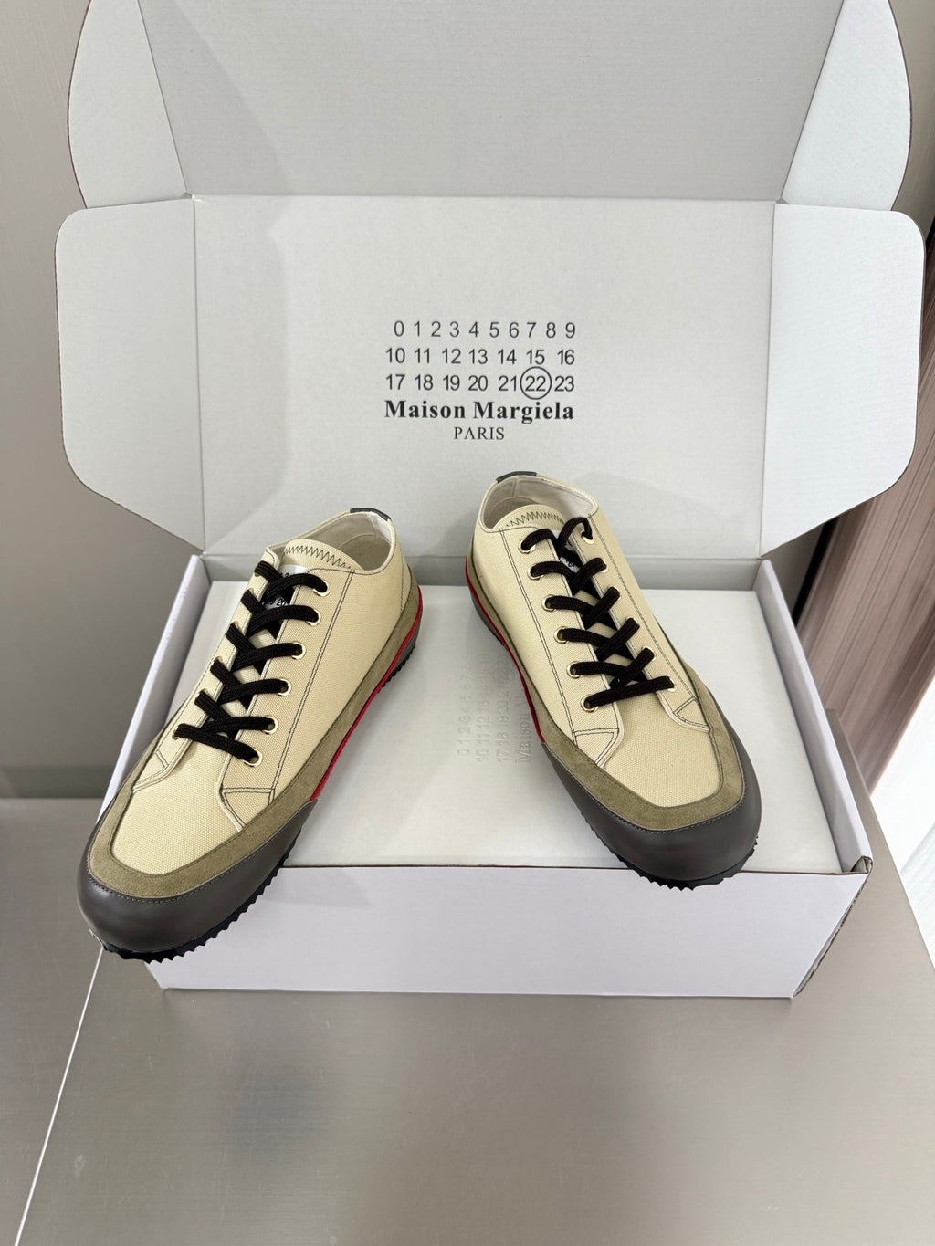 Maison Margiela Traveler Sneaker Khaki Olive Canvas Sheeepskin 872469
