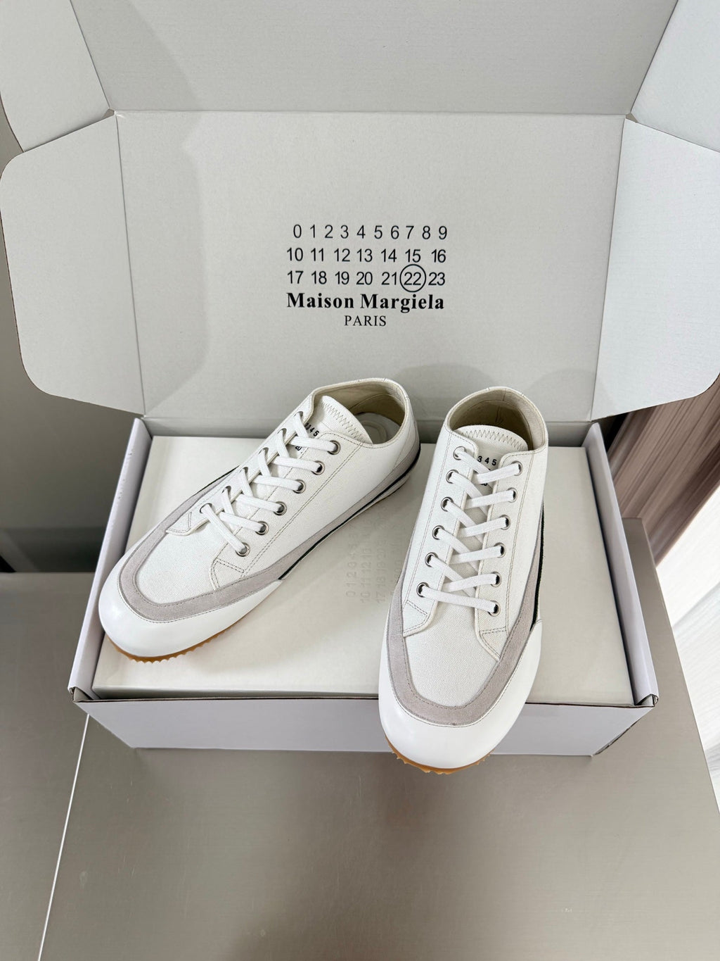Maison Margiela Traveler Sneaker White Grey Suede Canvas Sheeepskin 872471