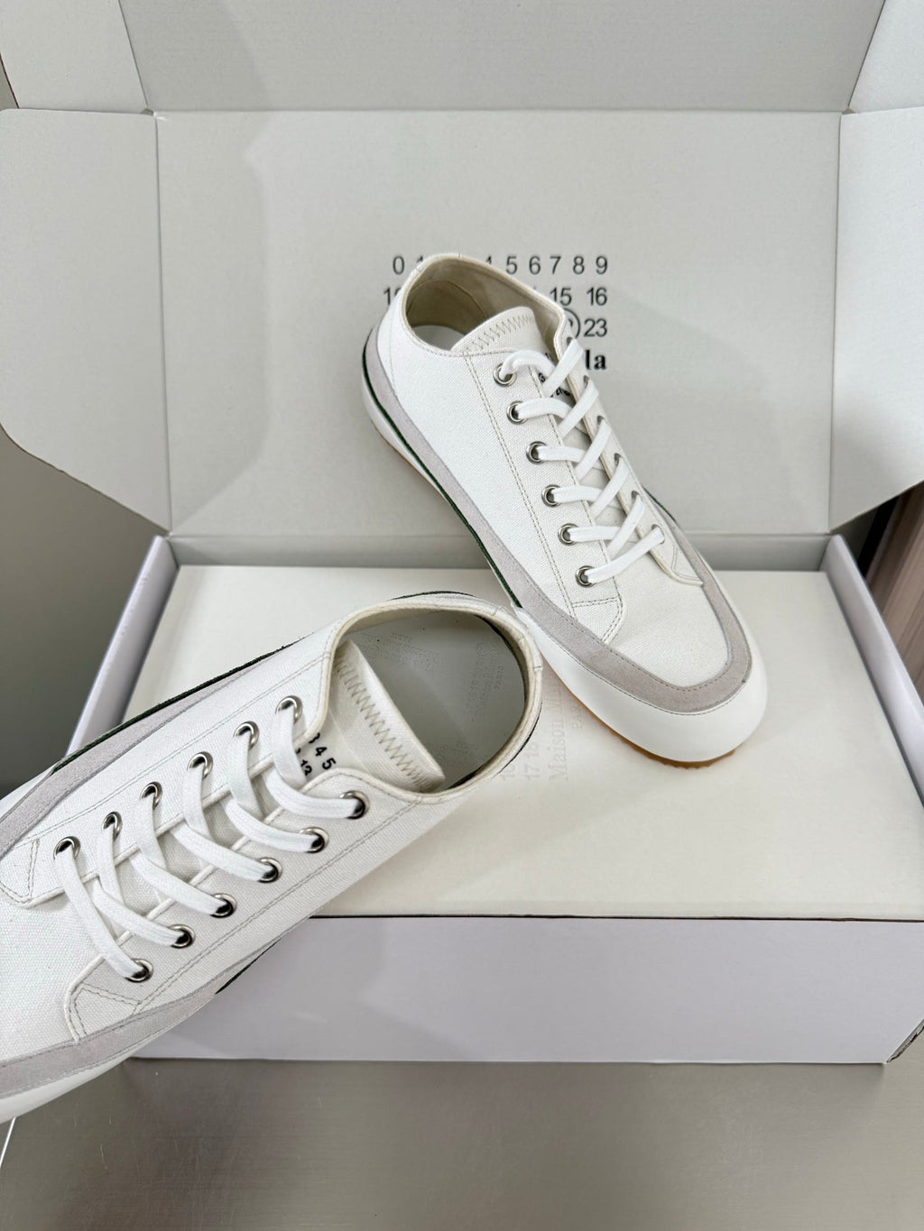 Maison Margiela Traveler Sneaker White Grey Suede Canvas Sheeepskin 872471