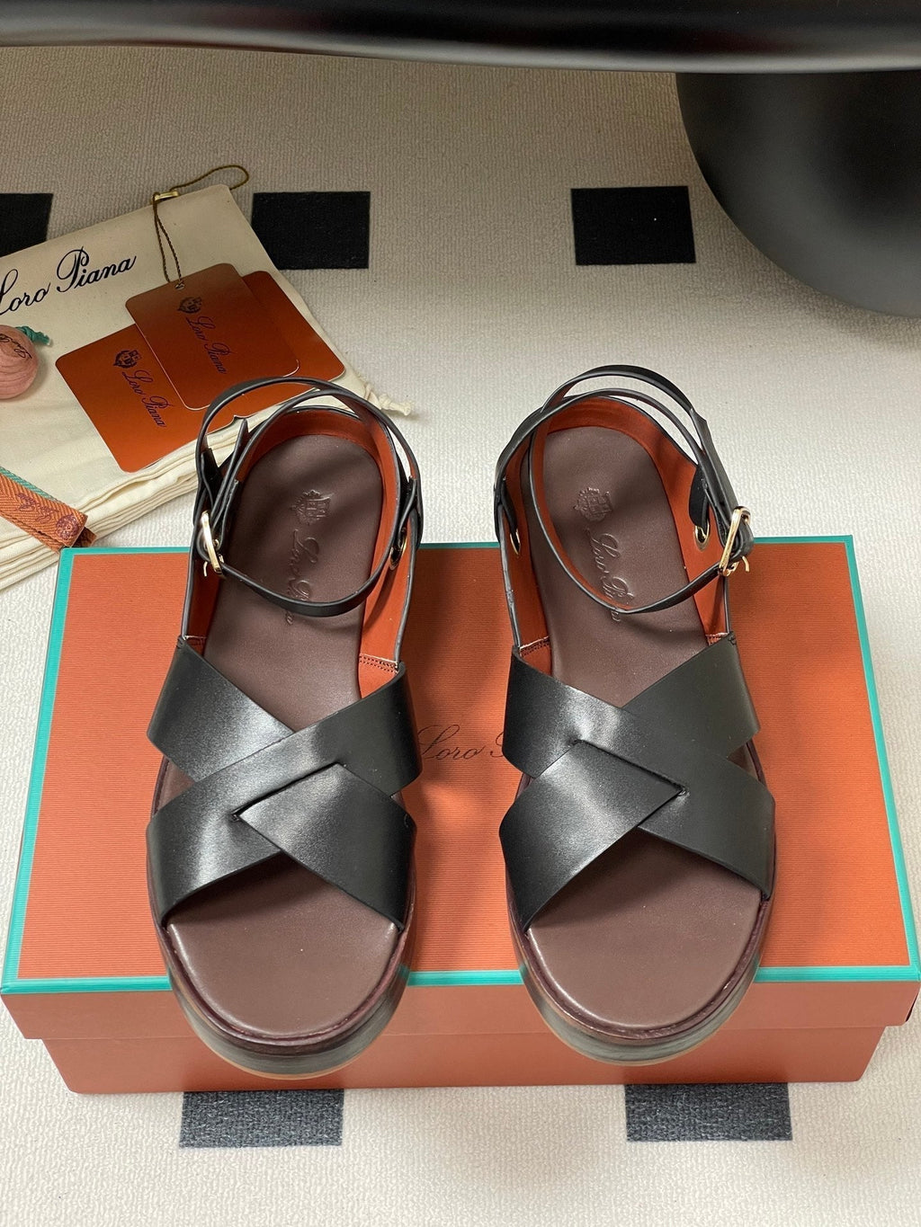 LP Sandal Black Brown Cowhide 312170