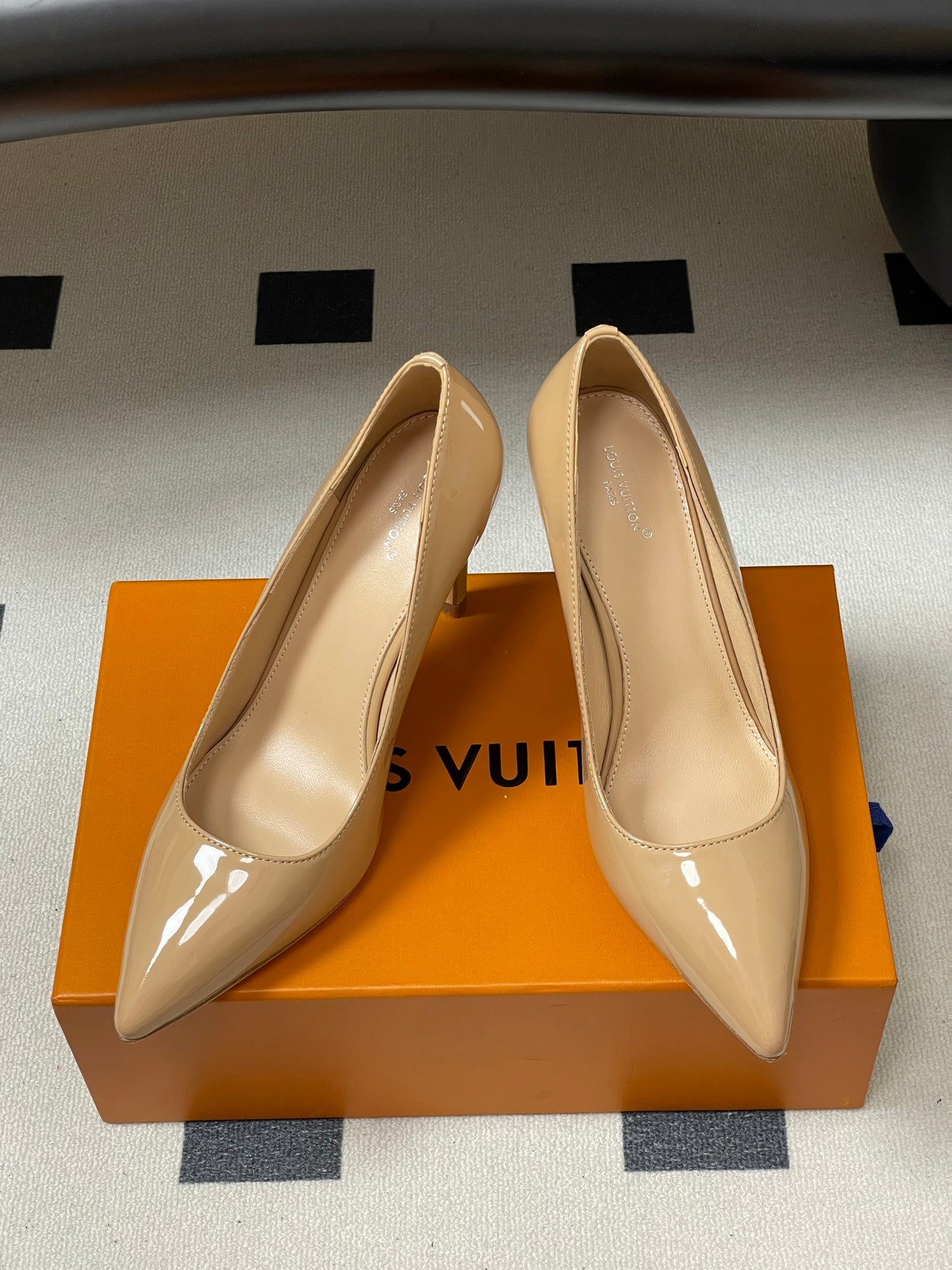 LV GALA High Heels Series Shoes 85mm  Patent Leather Beige534541