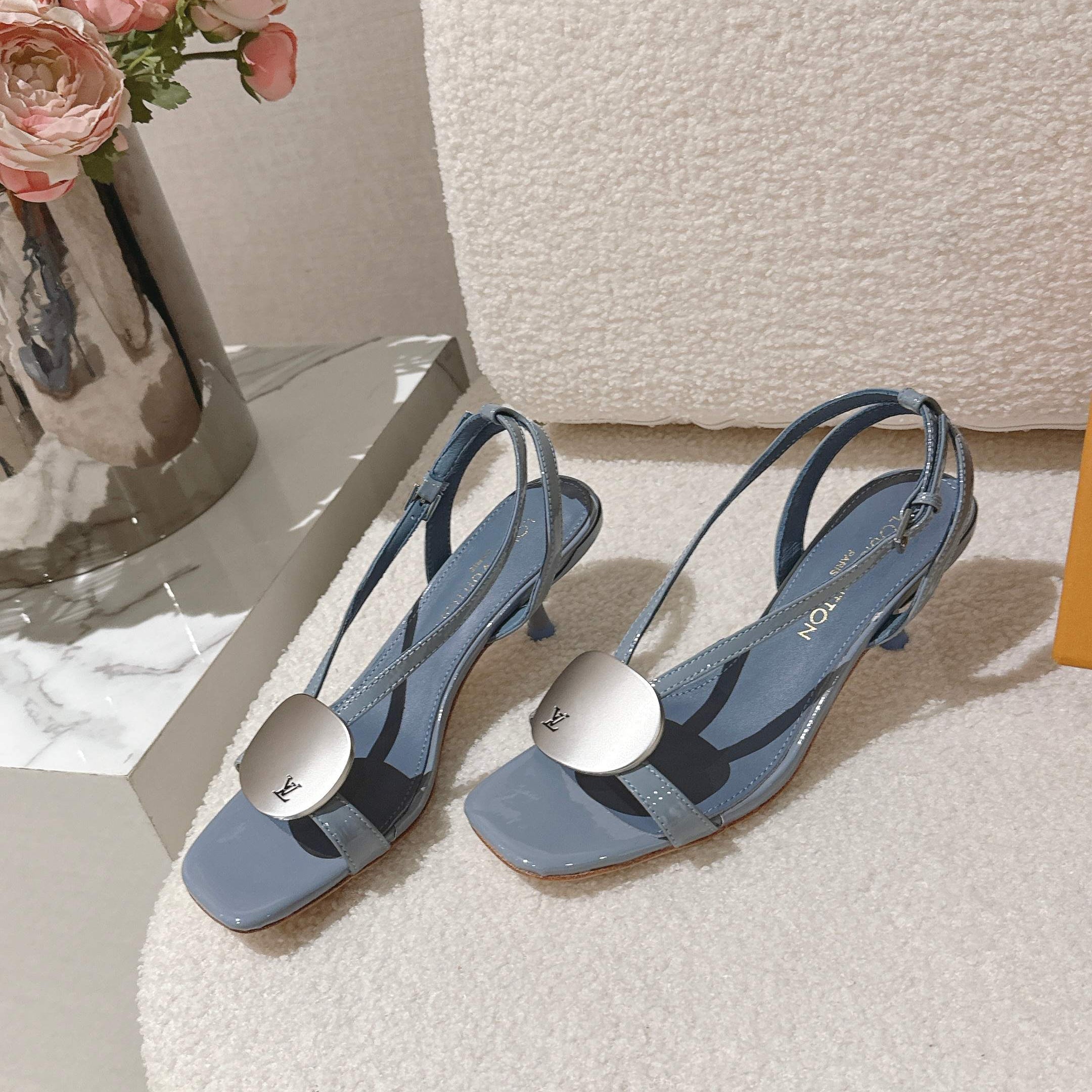 LV Sunkiss Sandals Stale Blue Sheepskin 840382