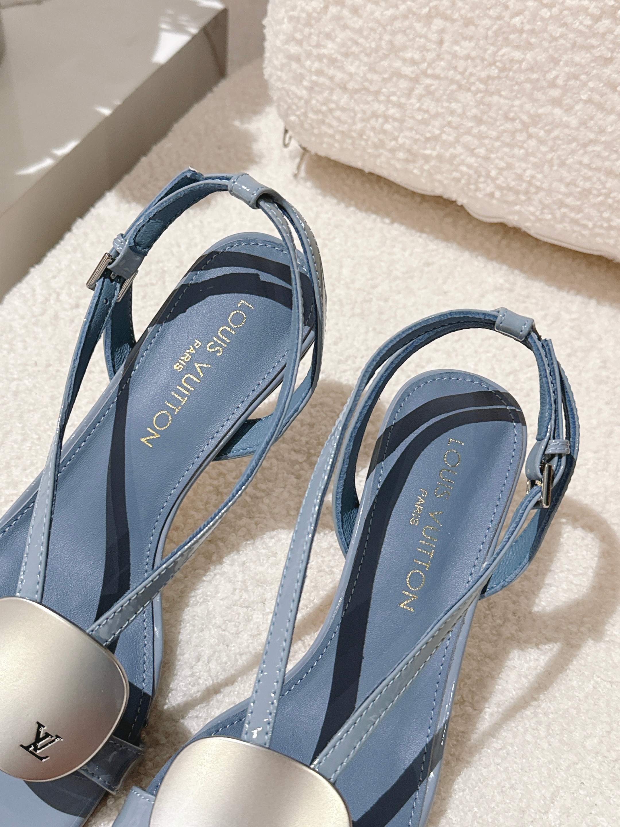 LV Sunkiss Sandals Stale Blue Sheepskin 840382
