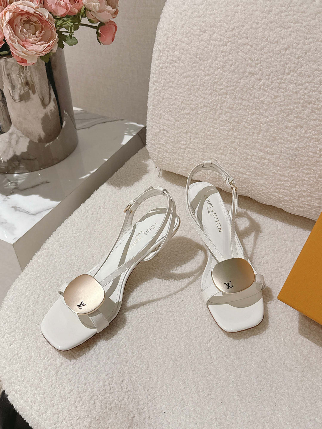 LV Sunkiss Sandals White Sheepskin 840383
