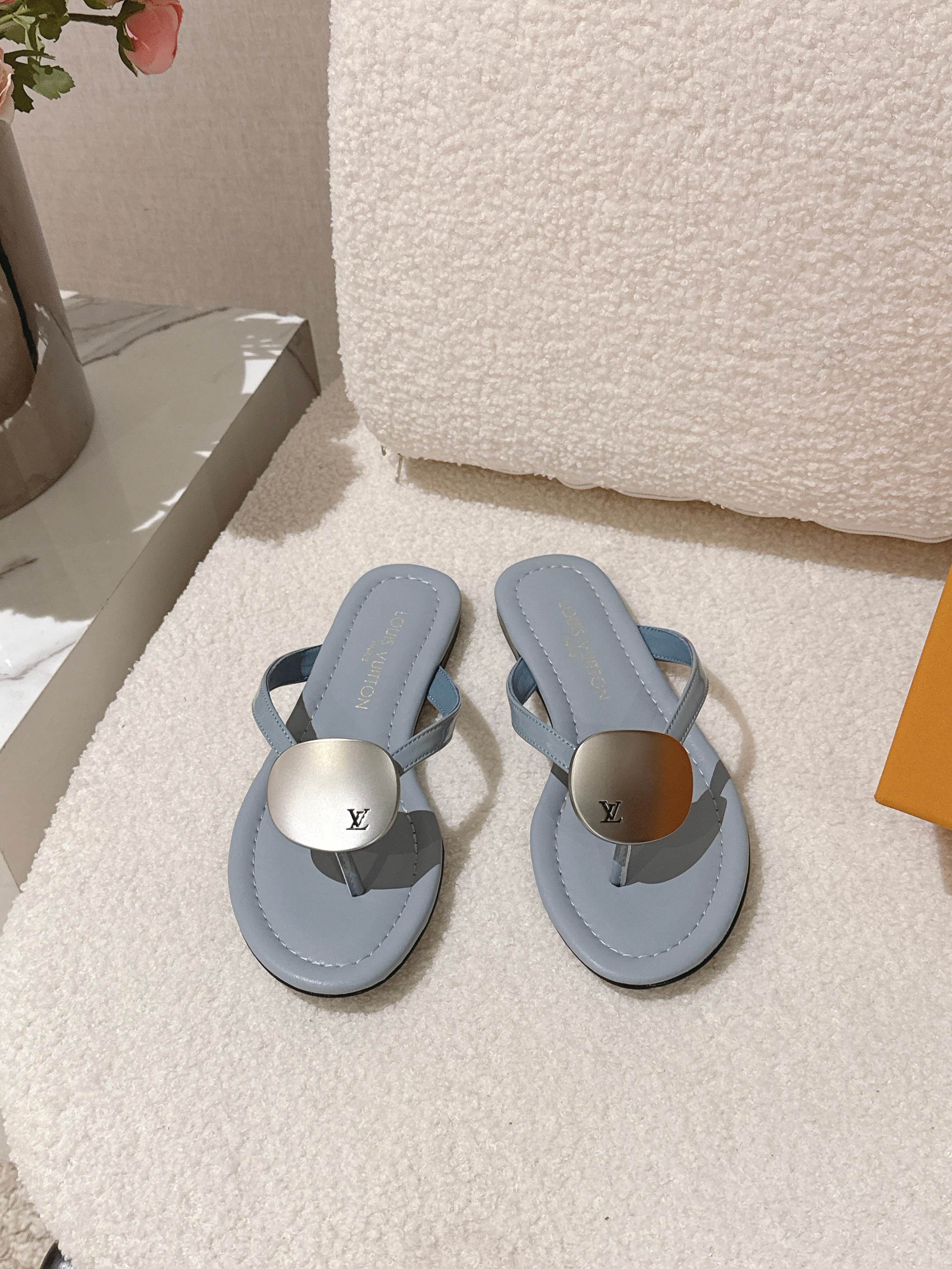 LV Sunkiss Mules Stale Blue Sheepskin 840384