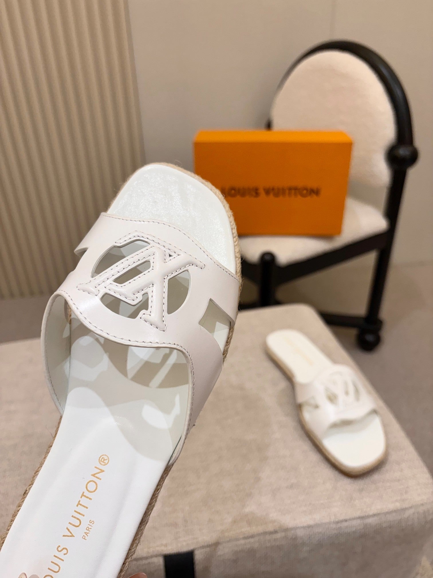 LV Isola Flat Mule Espadrille White Cowhide 847117