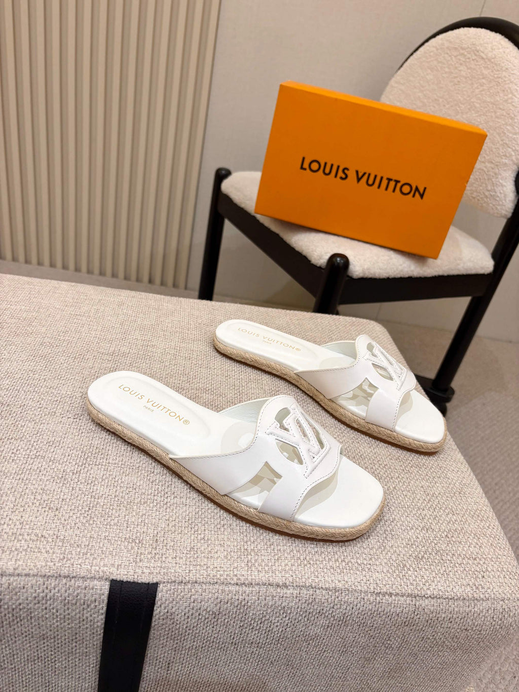 LV Isola Flat Mule Espadrille White Cowhide 847117