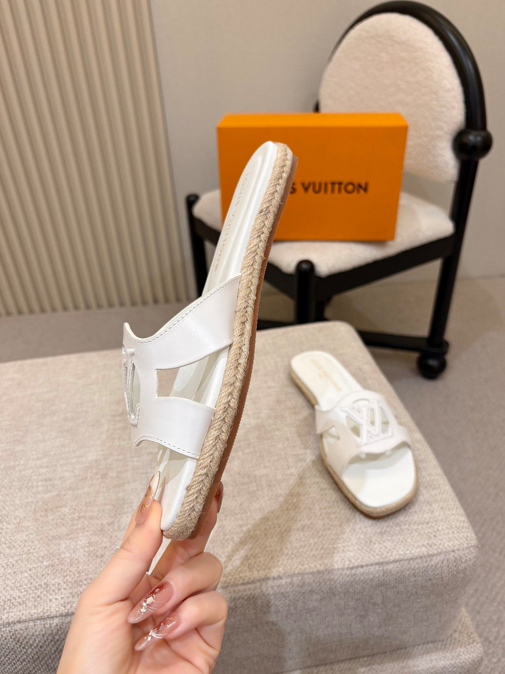 LV Isola Flat Mule Espadrille White Cowhide 847117