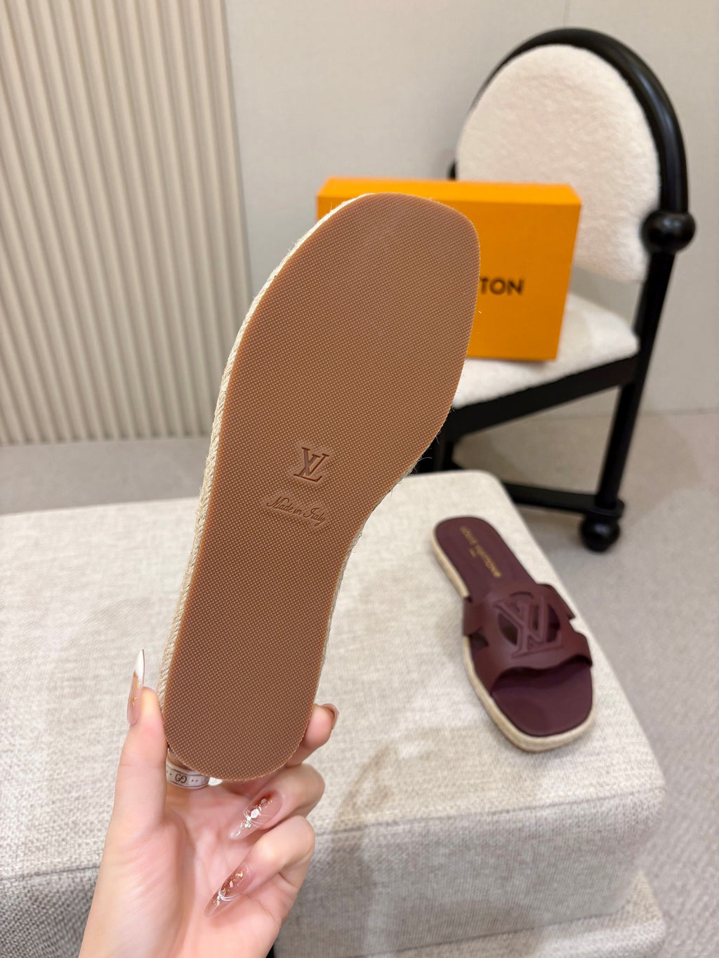 LV Isola Flat Mule Espadrille Burugndy Cowhide 847118