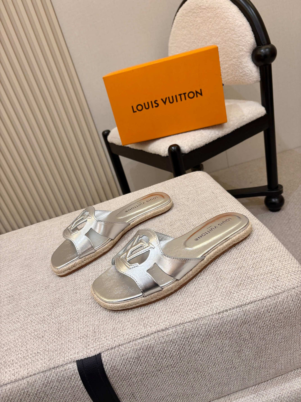 LV Isola Flat Mule Espadrille Sliver Cowhide 847120