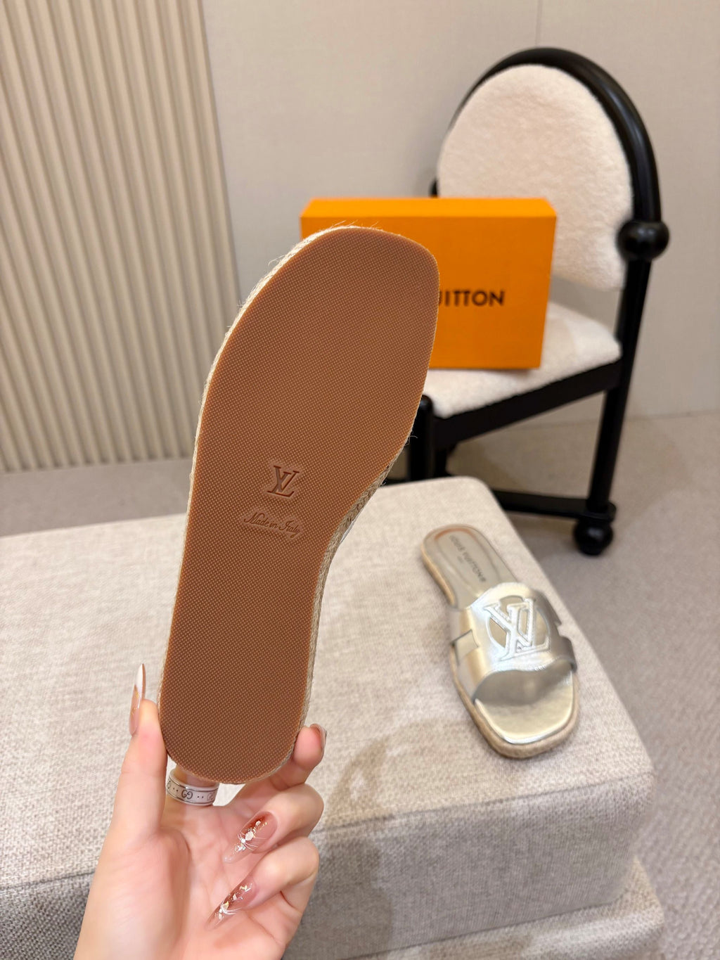 LV Isola Flat Mule Espadrille Sliver Cowhide 847120