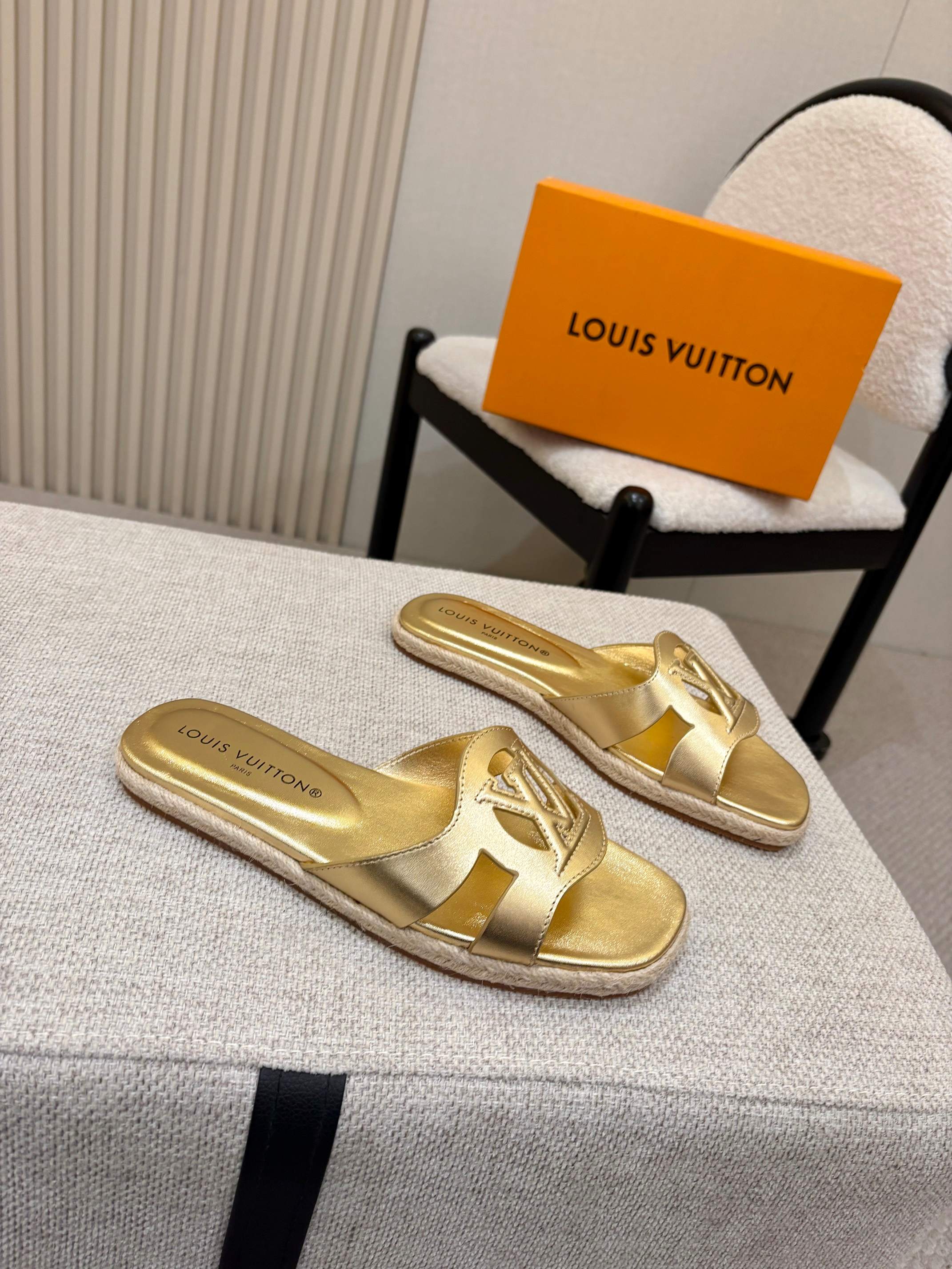 LV Isola Flat Mule Espadrille Gold Cowhide 847121
