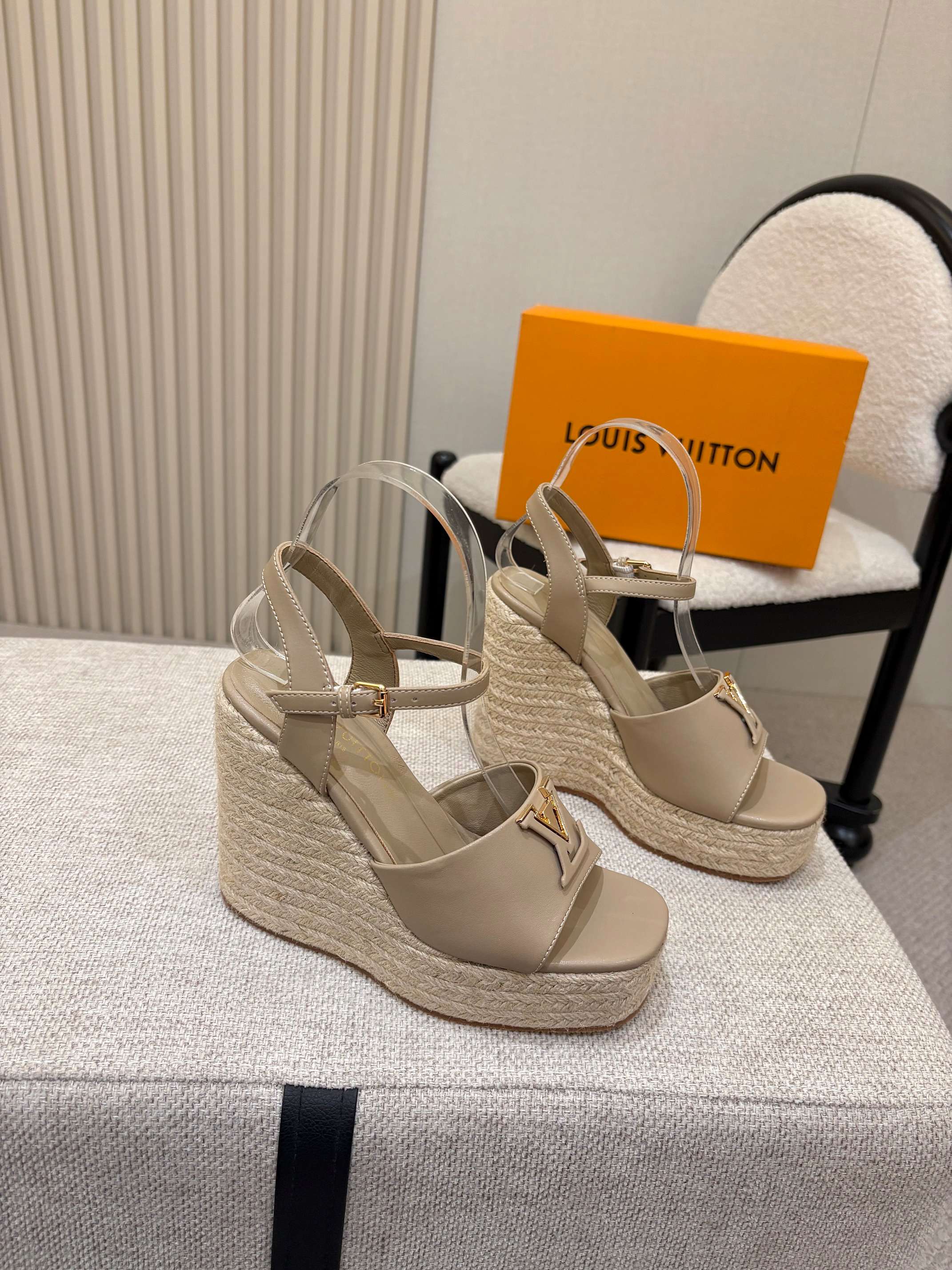 LV Mare Wedge Espadrille 11cm Khaki Grain Cowhide 847124
